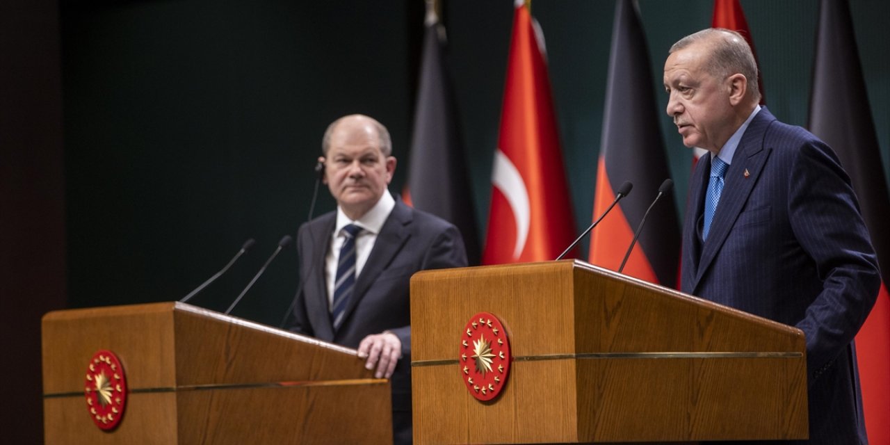 Şansölye Scholz ve Cumhurbaşkanı Erdoğan'ın Türk-Alman İlişkilerini Yeniden Ele Alması Bekleniyor