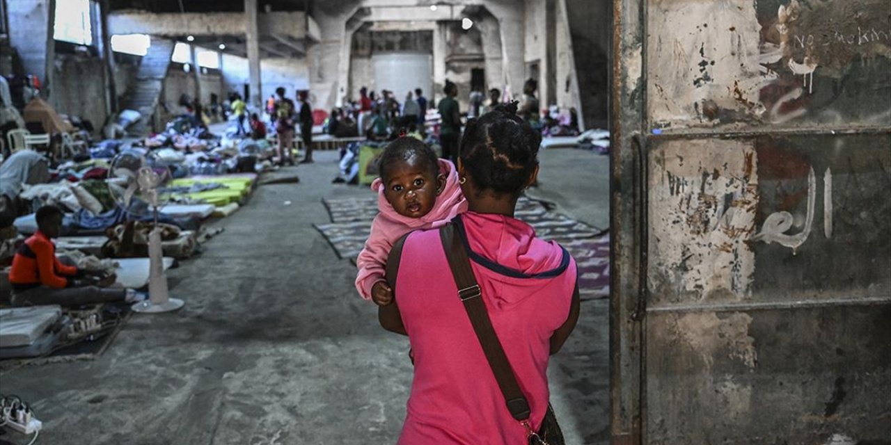 Lübnan'da İsrail Saldırganlığının Mağduru Afrikalı Kadınlar Yardım Eli Bekliyor