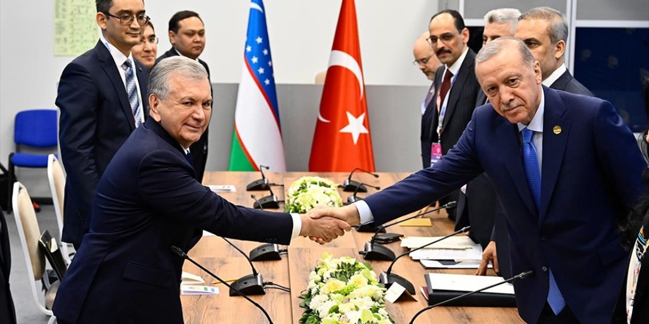 Cumhurbaşkanı Erdoğan, Özbekistan Cumhurbaşkanı Mirziyoyev İle Görüştü