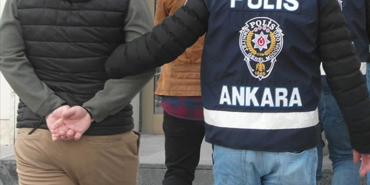 Ankara'da 12 Fetö Firarisi Yakalandı