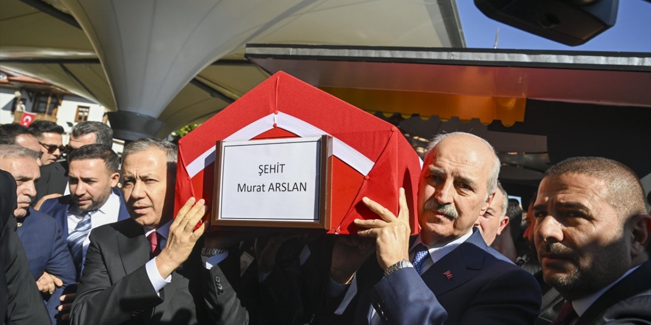 Tusaş Saldırısında Şehit Olan Taksi Şoförü Murat Arslan'ın Cenazesi Toprağa Verildi