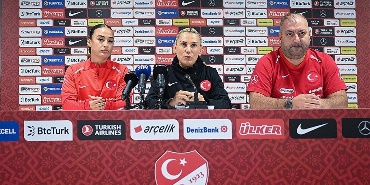Kadın Futbolu Adına Tarihi Bir Maç Oynayacağız