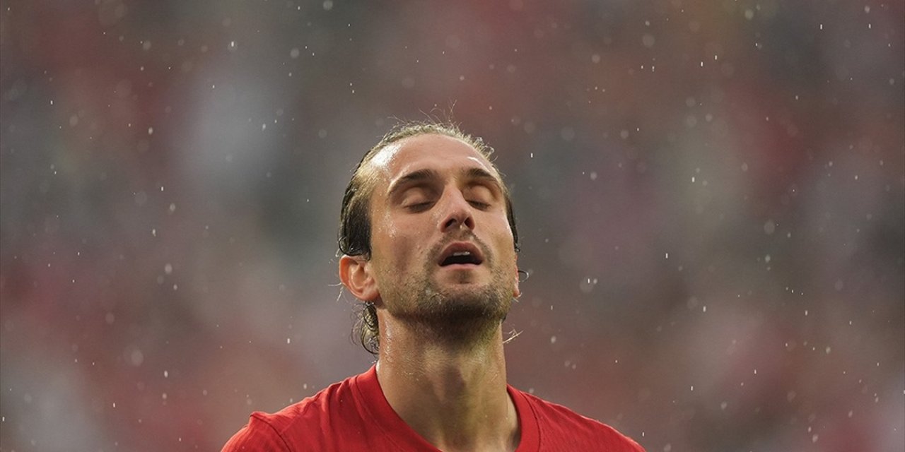 Milli Futbolcu Yusuf Yazıcı, Olympiakos İle Çıktığı İlk Maçta Sakatlandı