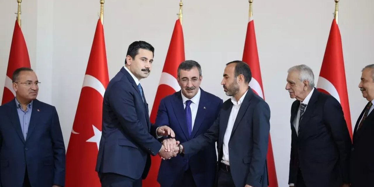 İki Ailenin 6 Yıllık Husumeti Böyle Bitti! Yılmaz Elleri Birleştirdi