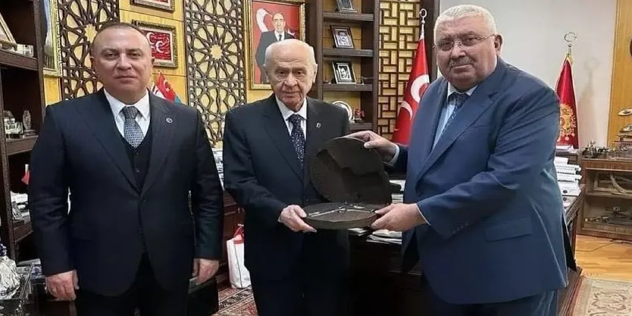 MHP’li Yönter Bu Fotoğrafı Neden Paylaştı? Silahın Bir Mesajı Var mı?