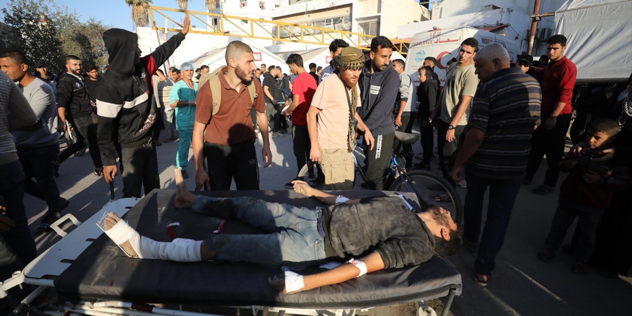 İsrail Ordusu Gazze'nin Kuzeyinde Bir Çarşıyı Bombaladı