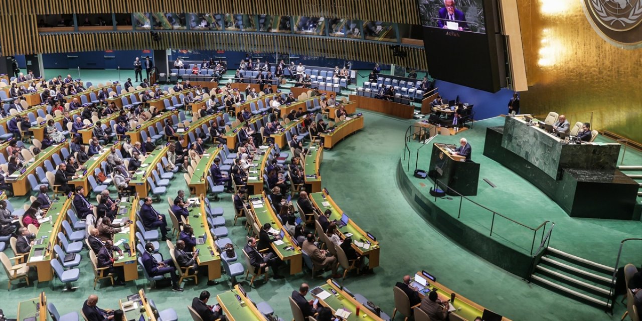 Bm Genel Kurulu, ABD'nin Küba'ya Yönelik Ambargoyu Sonlandırması Talep Edilen Tasarıyı Kabul Etti