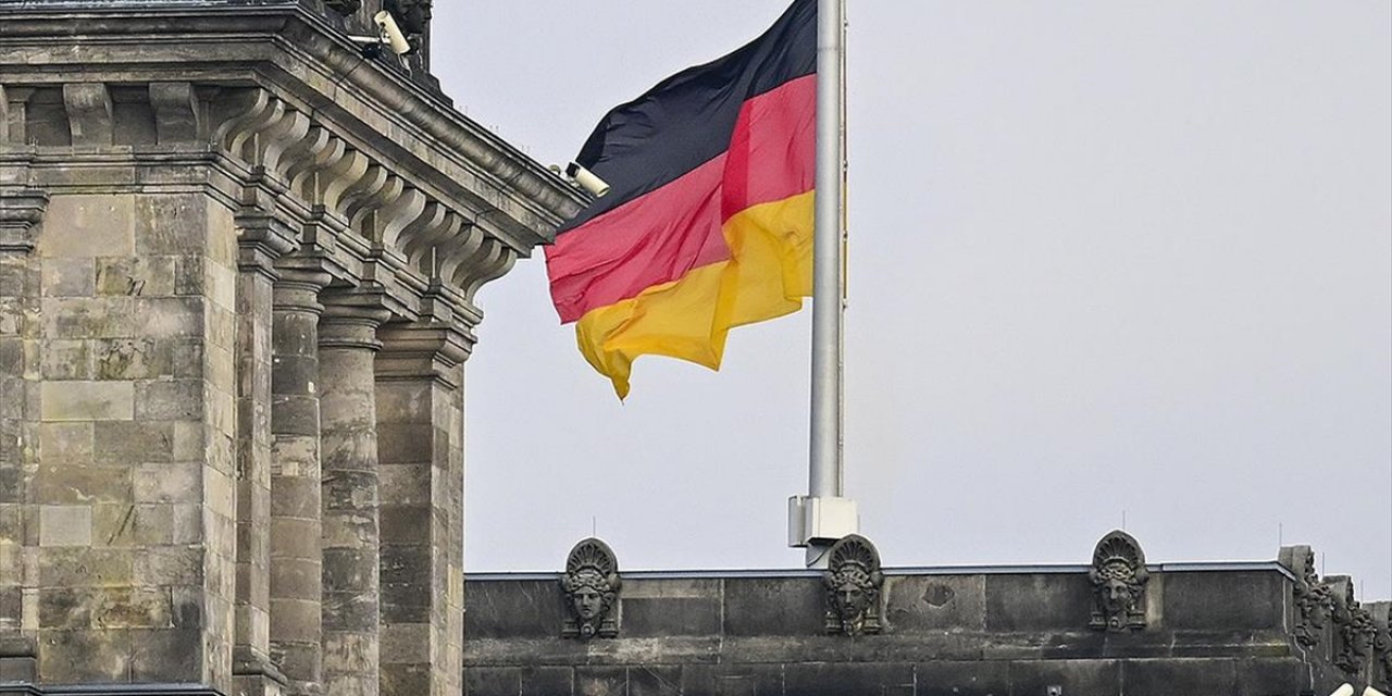 Almanya, İran'ın Frankfurt, Münih ve Hamburg Başkonsolosluklarını Kapatma Kararı Aldı