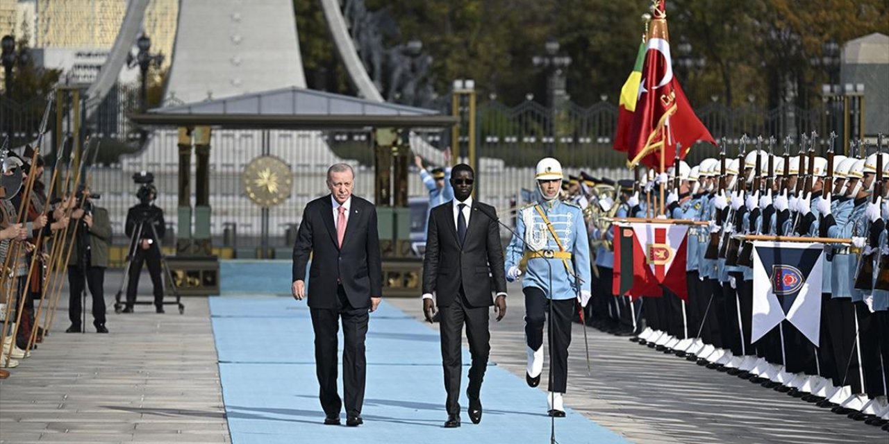 Cumhurbaşkanı Erdoğan, Senegal Cumhurbaşkanı Fay'ı Resmi Törenle Karşıladı