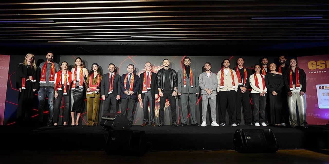 Galatasaray'ın Qnb Finansbank İle Hayata Geçirdiği Gspara Dijital Bankacılık Uygulaması Tanıtıldı