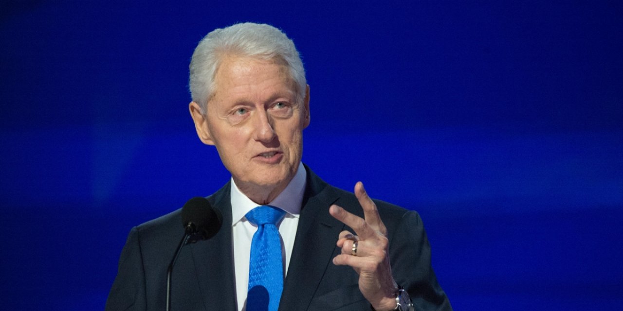 Eski ABD Başkanı Clinton'ın İsrail'in Sivilleri Öldürmesini Savunmasına Tepki