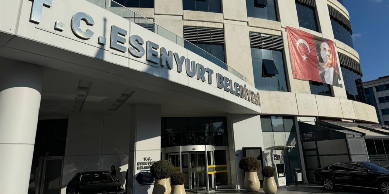Esenyurt'ta Can Aksoy'un Başkanlığındaki İlk Encümen Toplantısı Yapıldı