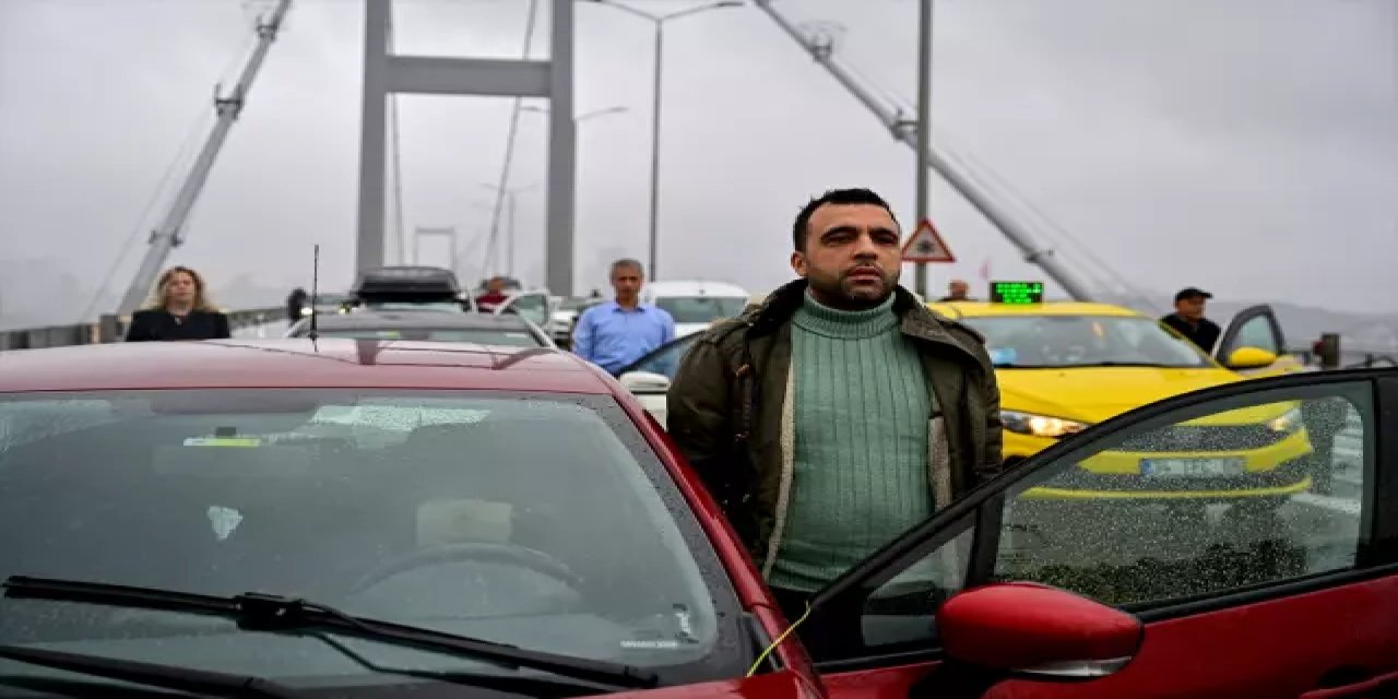 Tüm Türkiye'de saat 9'u 5 geçe Hayat Durdu!