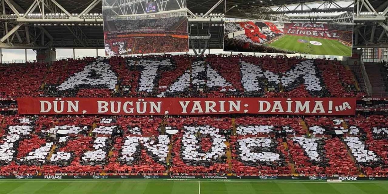 Galatasaray-Samsunspor Maçında Atatürk unutulmadı...