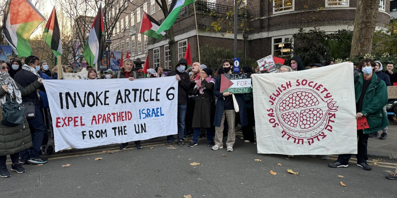 Londra'da Yahudi Öğrencilerden Bm Filistin Özel Raportörü Albanese'ye Destek