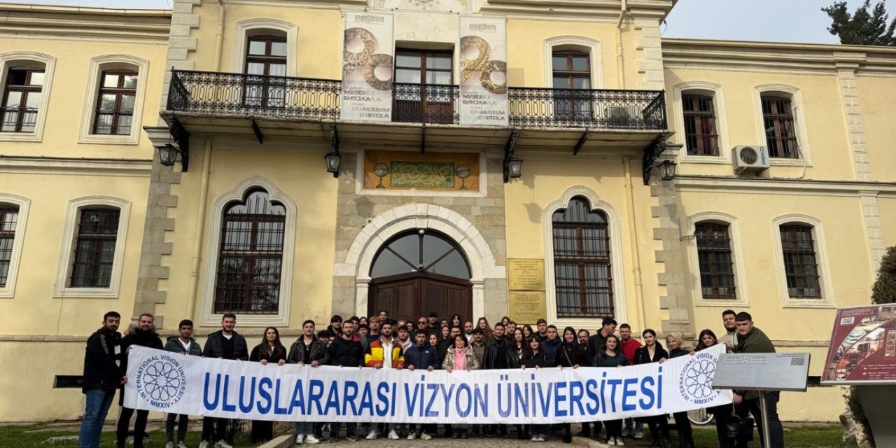 Ölümünün 86. Yıl Dönümünde Atatürk  Manastır’da Uluslararası Vizyon Üniversitesin de Anıldı