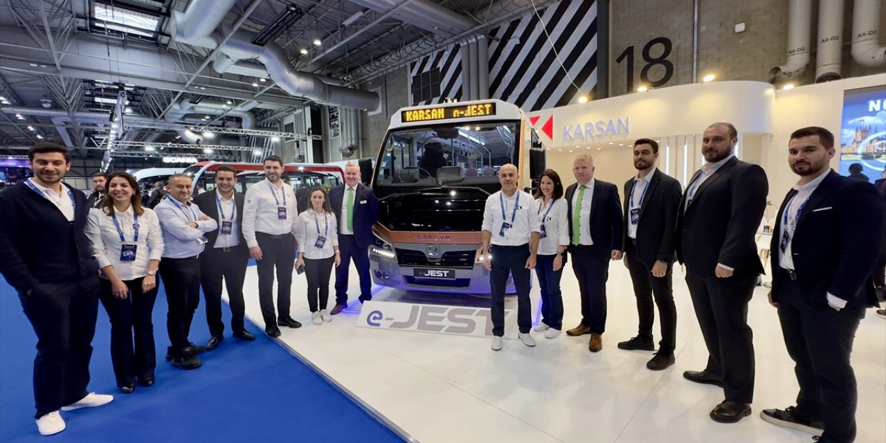 Karsan, Sağdan Direksiyonlu E-jest İle İngiltere'de Güçlü Pazar Payı Hedefliyor