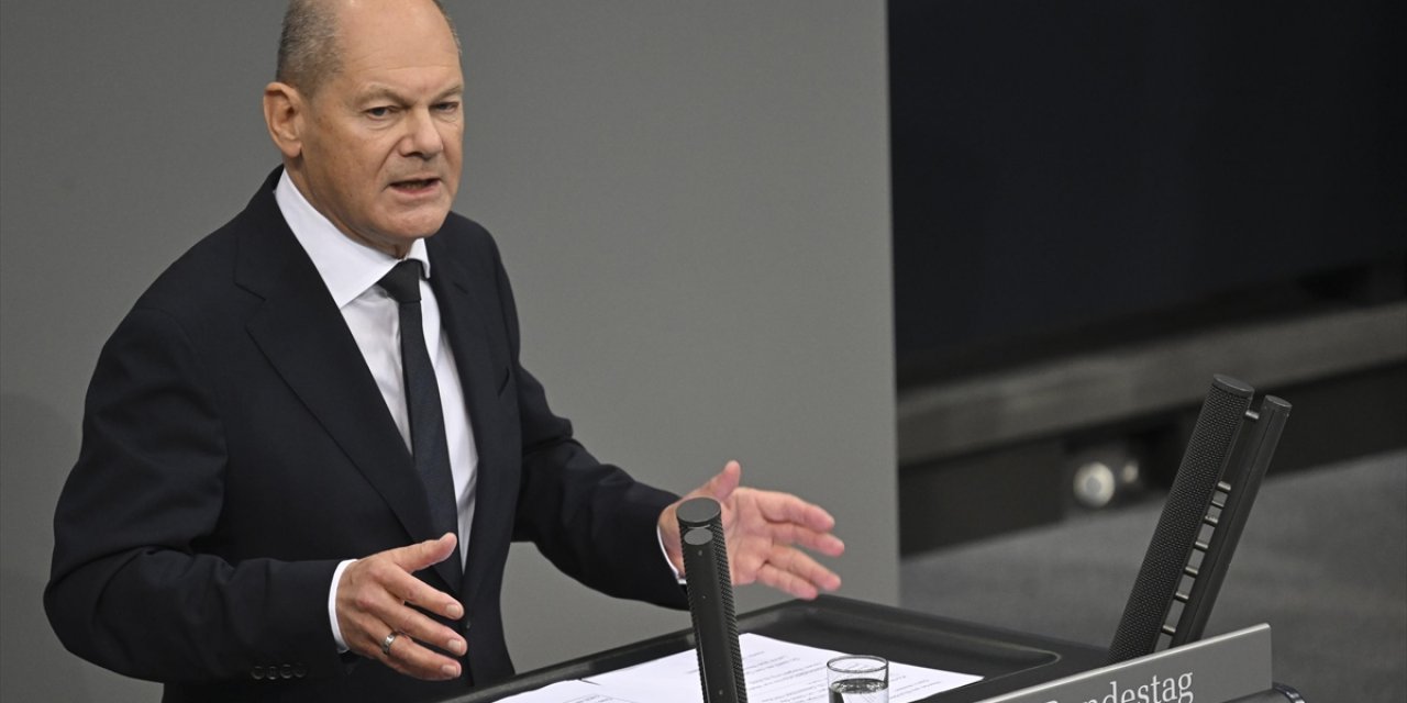 Almanya Başbakanı Scholz, 11 Aralık'ta Güvenoyu İsteyeceğini Açıkladı