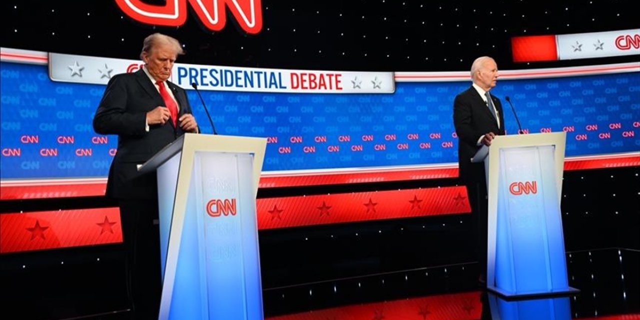 Biden İle Trump'ın Beyaz Saray'daki Görüşmesinde "Barışçıl Geçiş Süreci" Vurgulandı