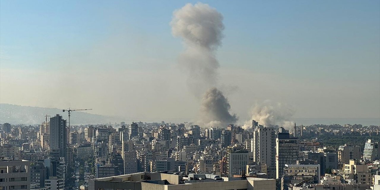 İsrail Ordusu Beyrut'un Güneyindeki Dahiye'ye 3 Şiddetli Hava Saldırısı Düzenledi