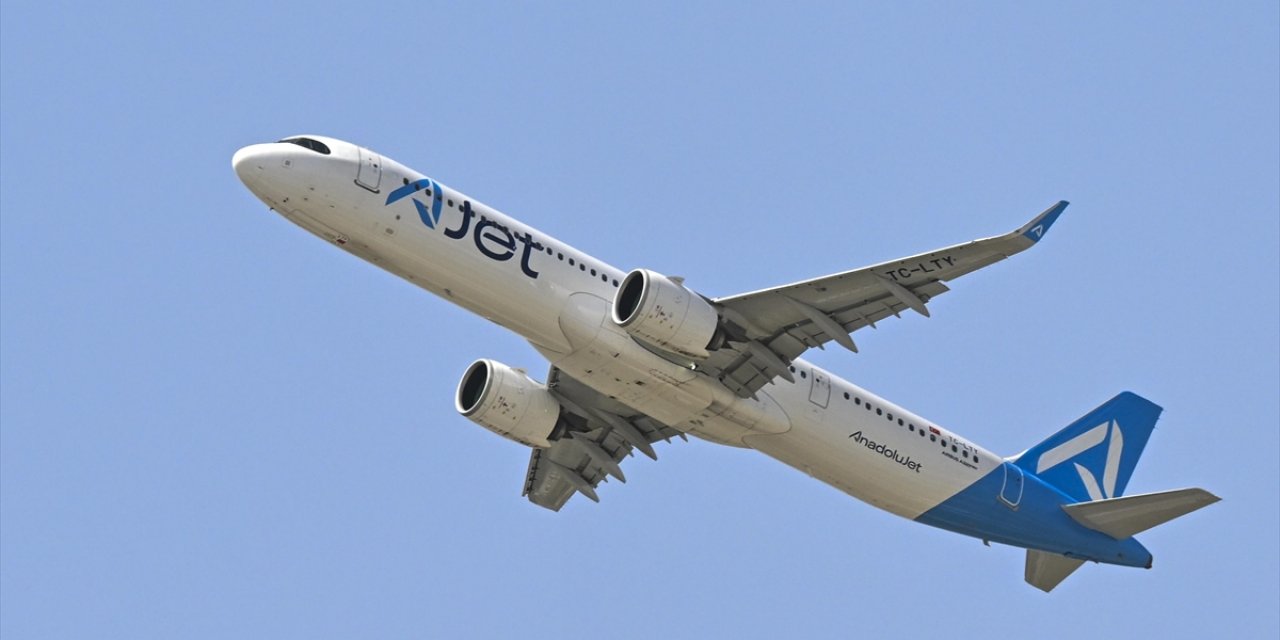 Ajet Filosuna 9 Uçak Daha Katıyor