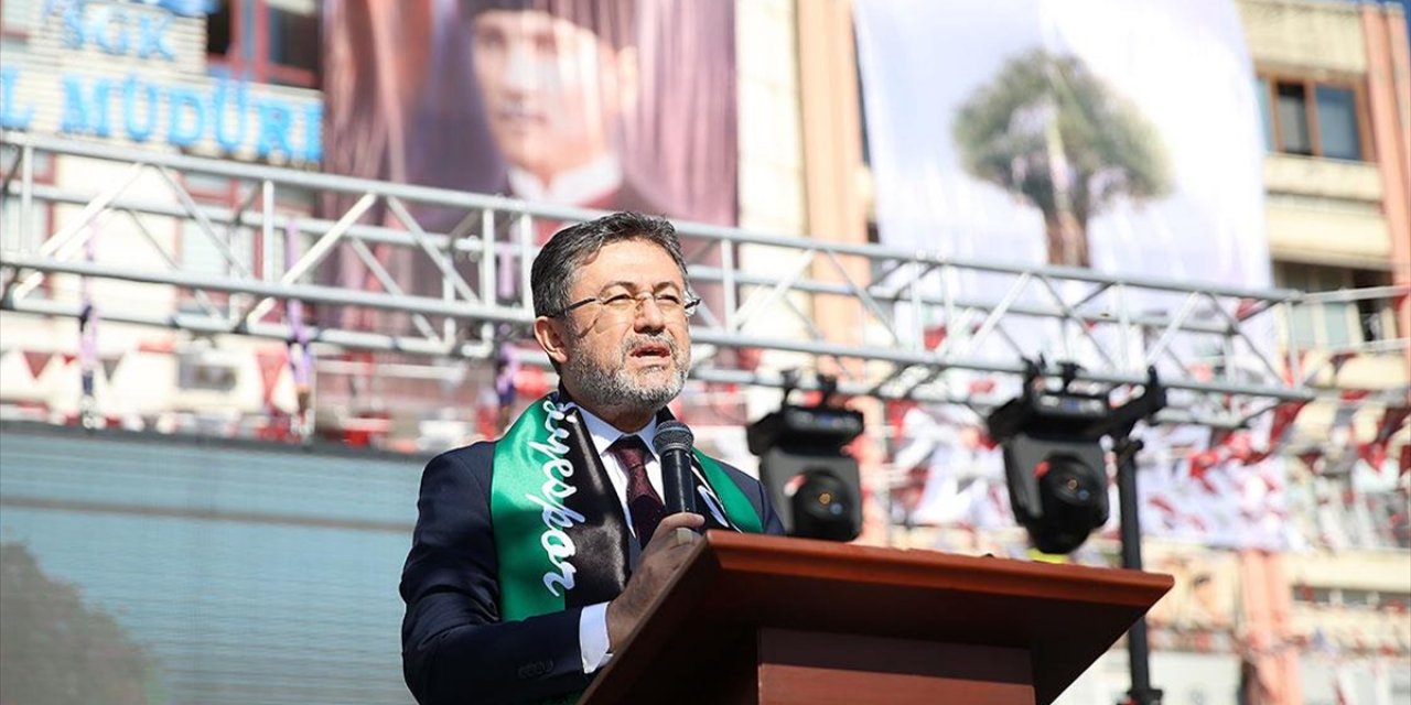 Bu Yıl 3,6 Milyon Tonluk Zeytin, 475 Bin Tonluk Zeytinyağı Rekoltesi Bekliyoruz