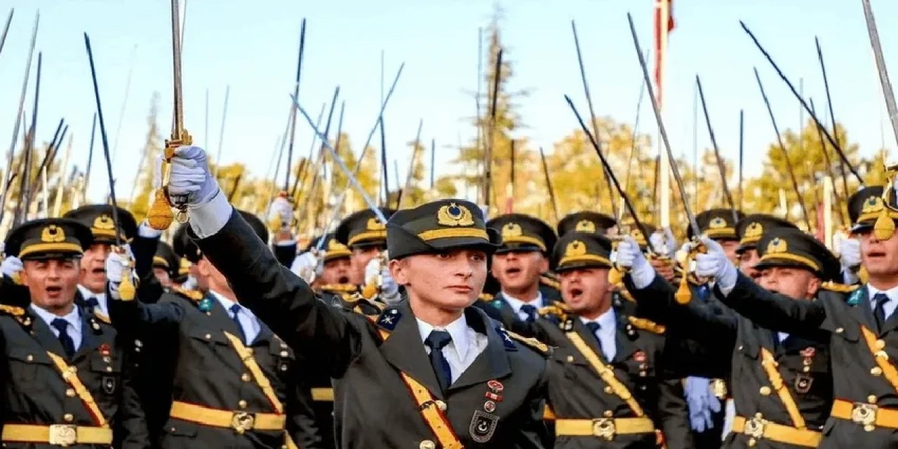 Kılıçlı Yemin Krizi!