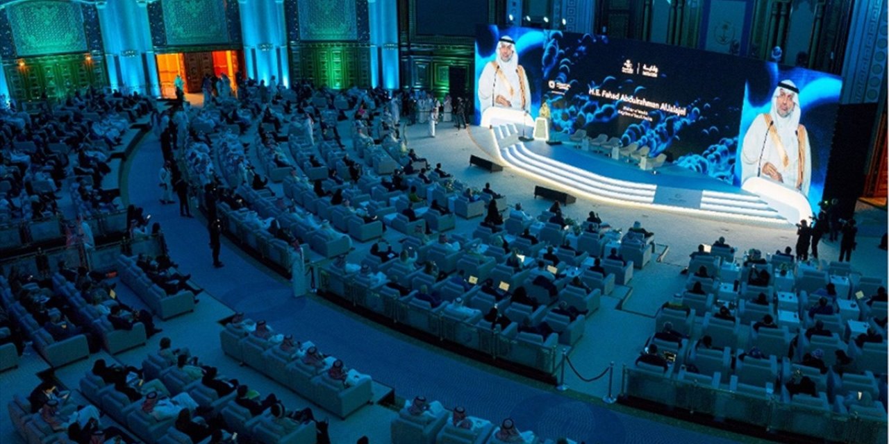 Küresel Sağlık Liderleri "Antimikrobiyal Dirence" Karşı Suudi Arabistan'da Bir Araya Geliyor