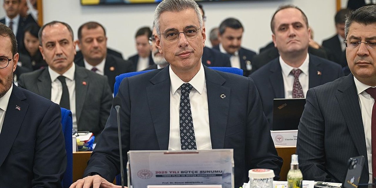 Sadece Bu Sene Kamuya 10 Bini Uzman Hekim Olmak Üzere 74 Binden Fazla Personel Aldık