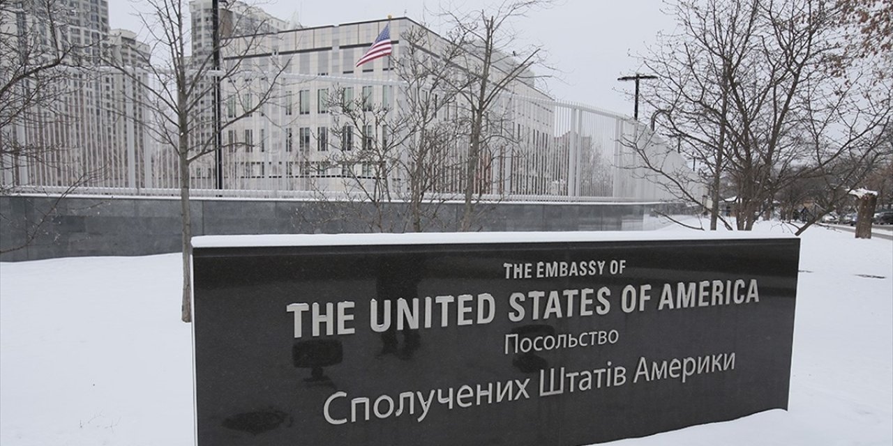 ABD'nin Kiev Büyükelçiliği Olası Hava Saldırısı Nedeniyle Bir Günlüğüne Kapatıldı