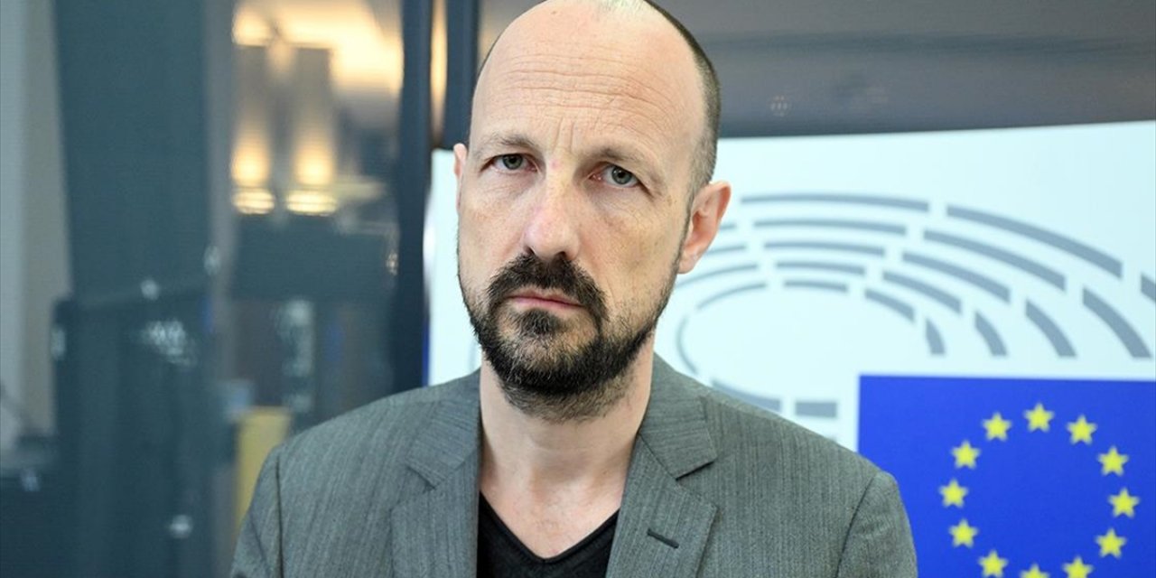 İsrail Ordusu, Yasa Dışı Yerleşimleri Koruma Bahanesiyle Sersemletici El Bombaları Attı