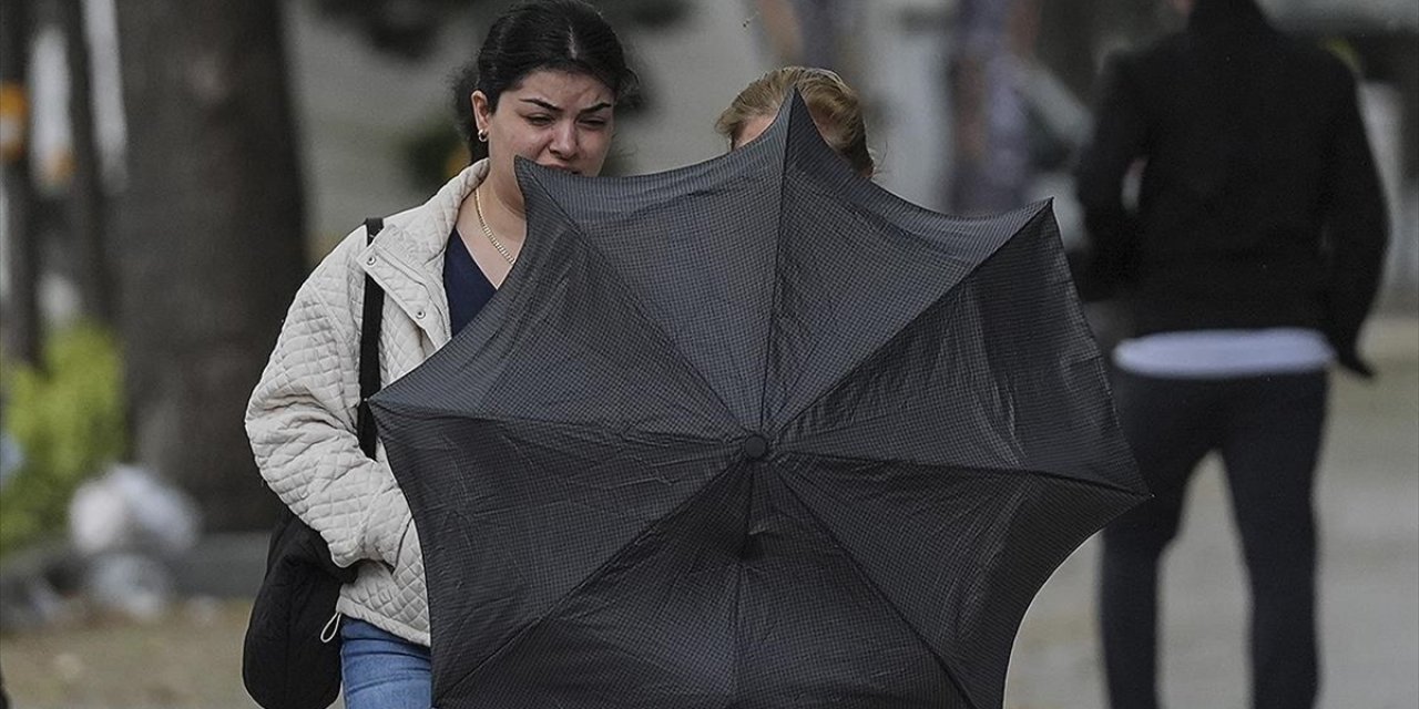 Ankara Valiliğinden Kuvvetli Rüzgar ve Fırtına Uyarısı