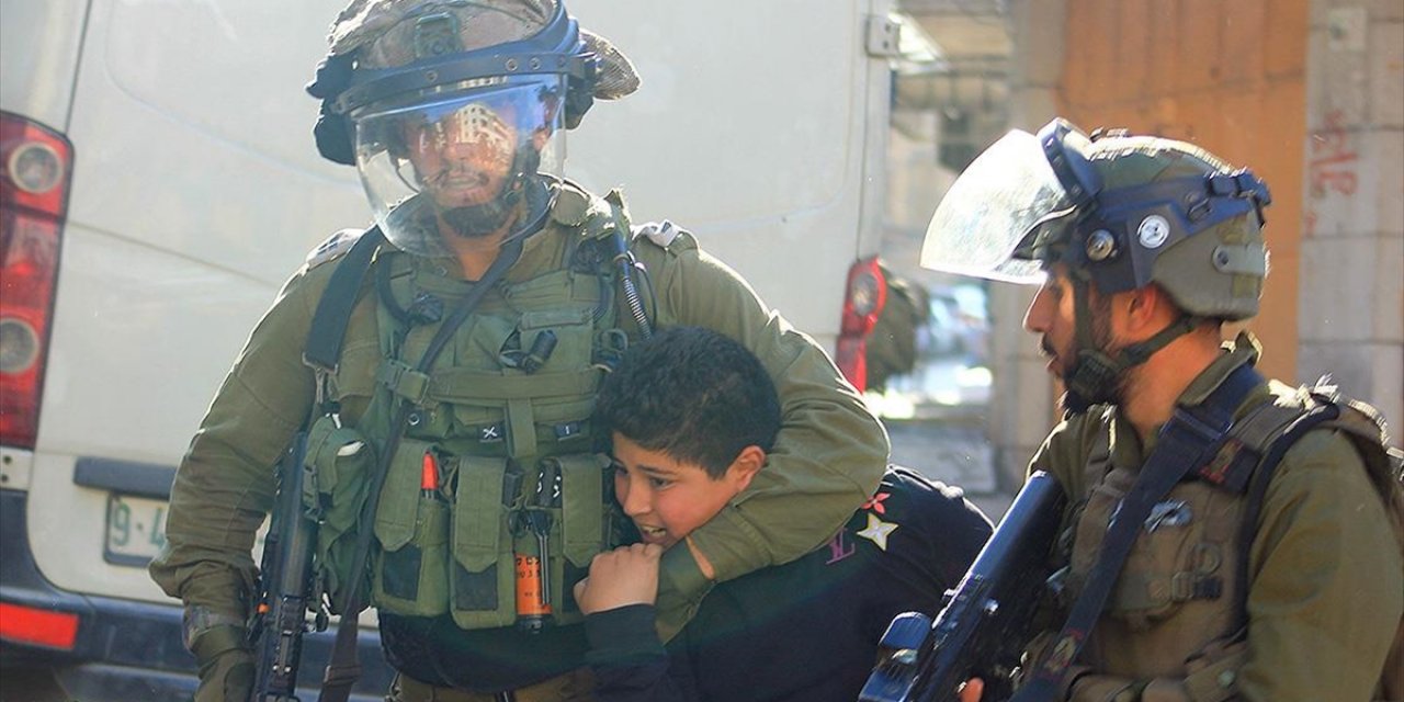 Dünya Çocuk Hakları Günü'nde İsrail'de 270 Filistinli Çocuğun Tutukluluğu Devam Ediyor