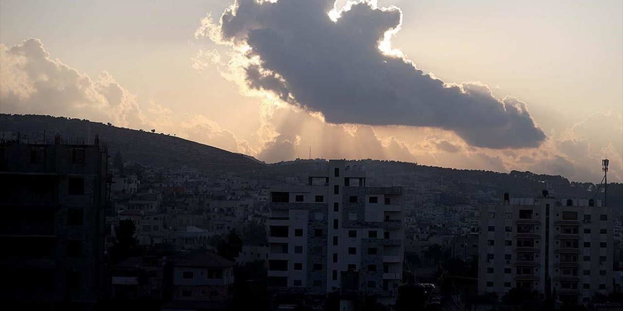 İsrail'in İki Gündür Saldırılarını Sürdürdüğü Cenin'de Elektrik Kesintisi Yaşanıyor