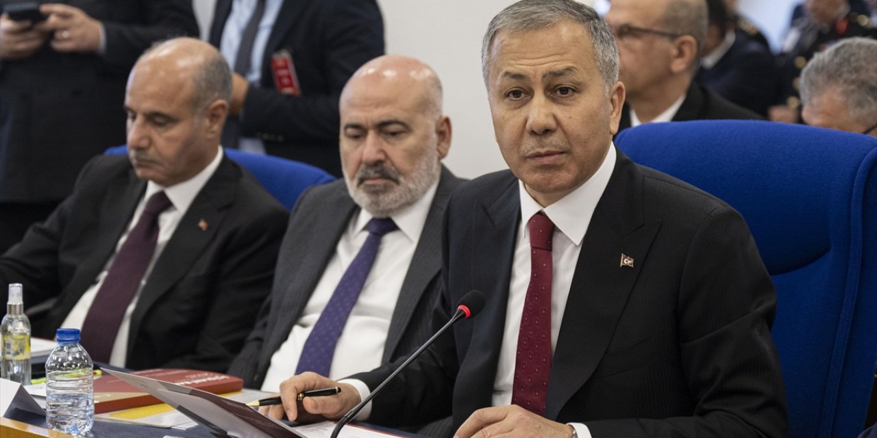 İçişleri Bakanı Yerlikaya: (Belediyelerle İlgili) 1701 Şikayetin 176'sına Soruşturma İzni Verilmiştir