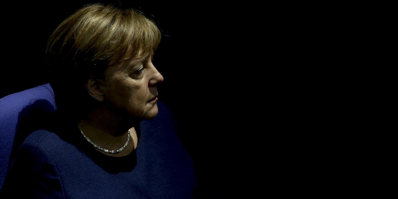 Eski Almanya Başbakanı Merkel: Trump Her Şeyi Emlak Şirketi Sahibi Perspektifinden Görüyor