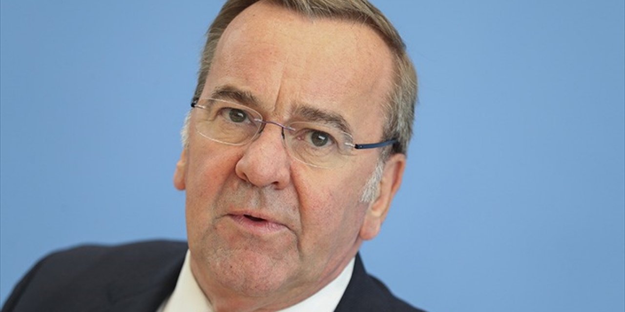 Almanya Savunma Bakanı Pistorius, Partisi Spd'nin Başbakan Adayı Olmayacağını Açıkladı