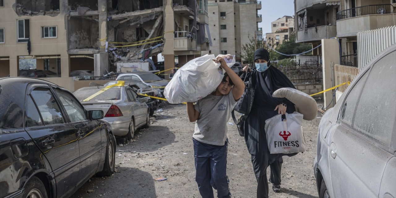 İsrail'in Saldırıları Nedeniyle Lübnan'da Yerinden Edilenlerin Sayısı 1,9 Milyona Yaklaştı