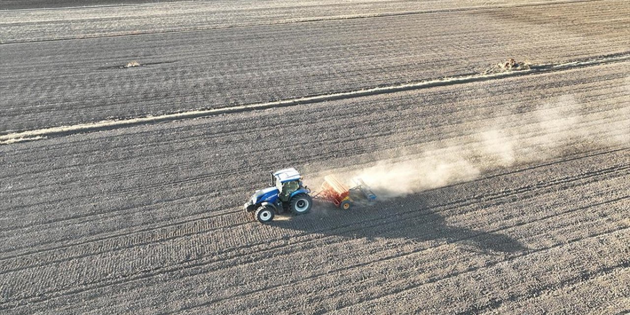 Kırşehir'de Yeni Üretim Planlaması ve Desteklemeyle İlk Tohumlar Ekildi