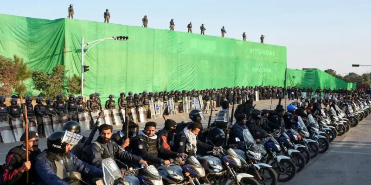 Pakistan: Cezaevindeki Eski Başbakan İmran Han'ın Taraftarları Başkente Ulaştı