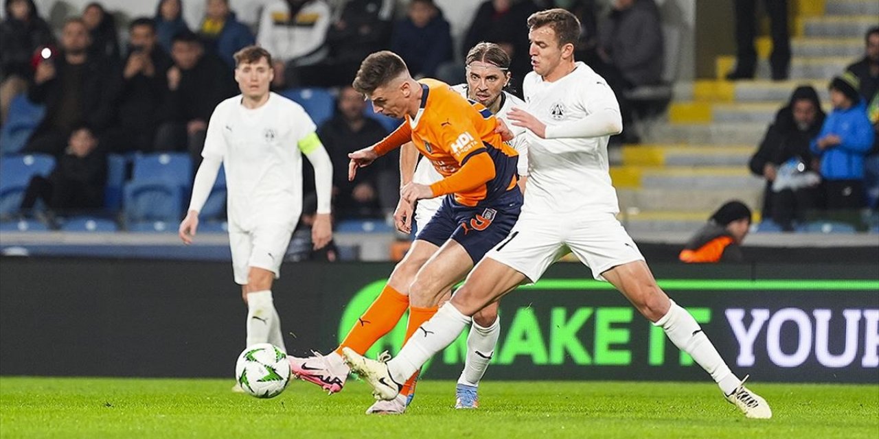 Başakşehir Son Dakika Golüyle Galibiyeti Kaçırdı