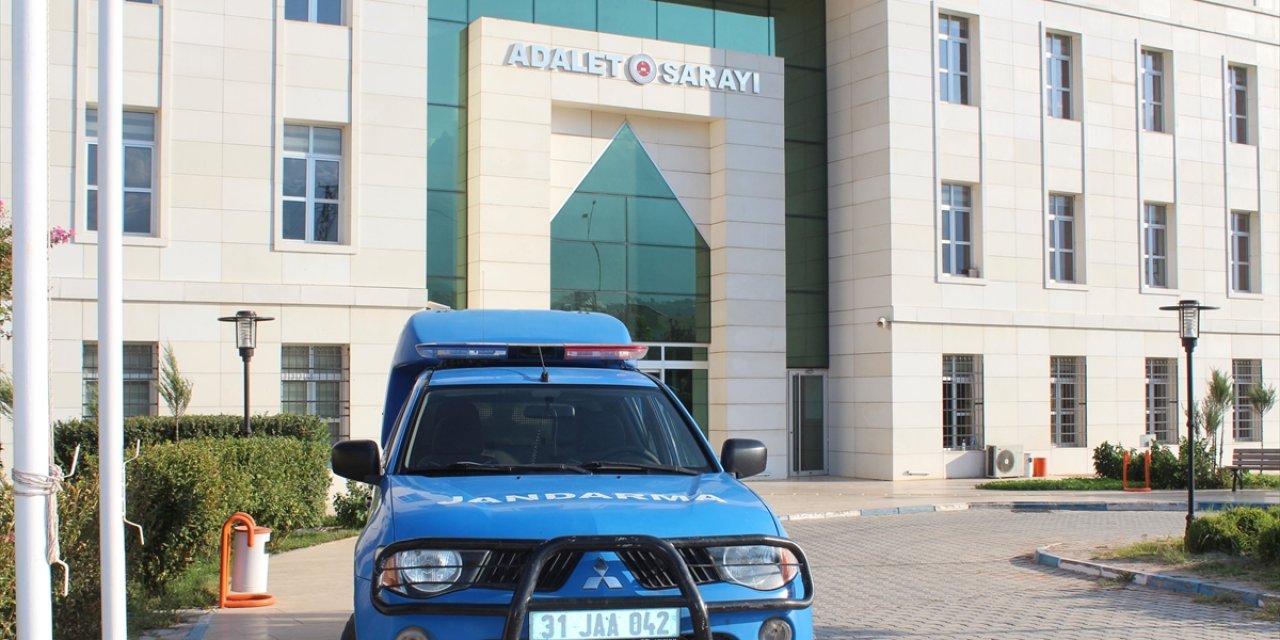 Depremde 169 Kişinin Öldüğü Konutların Yıkılması Davasının İlk Duruşması Görüldü