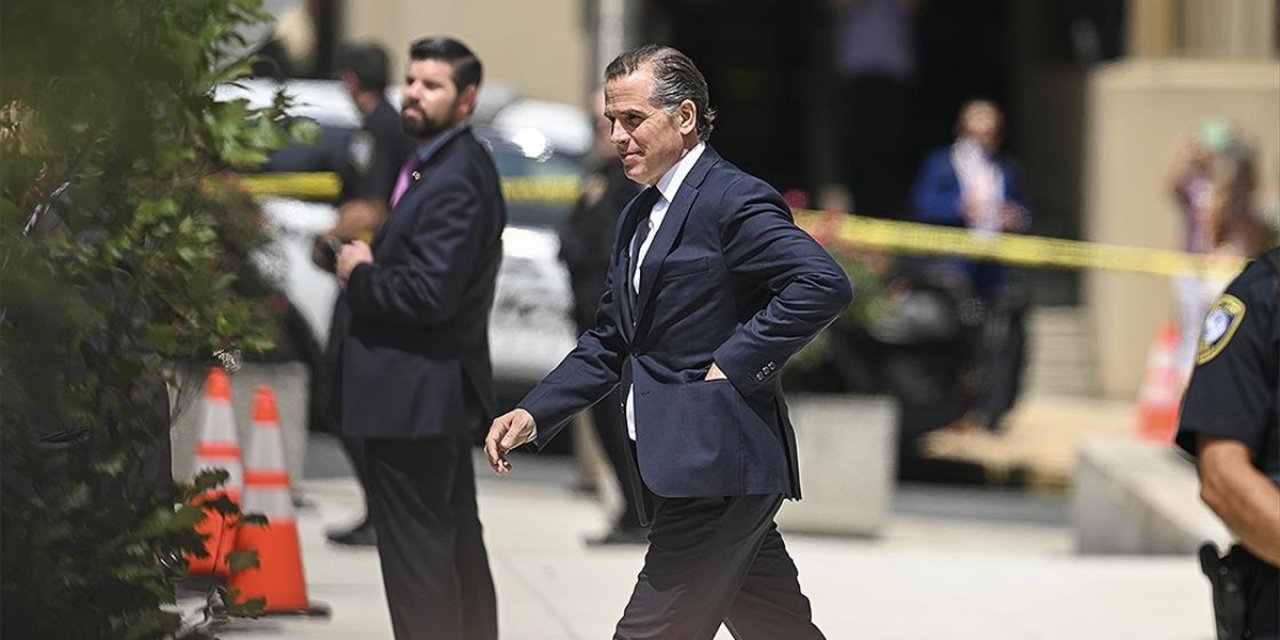 Biden'ın, Oğlu Hunter'ın Suçlarını Affetmesine Demokrat Parti Yetkilileri de Tepki Gösterdi