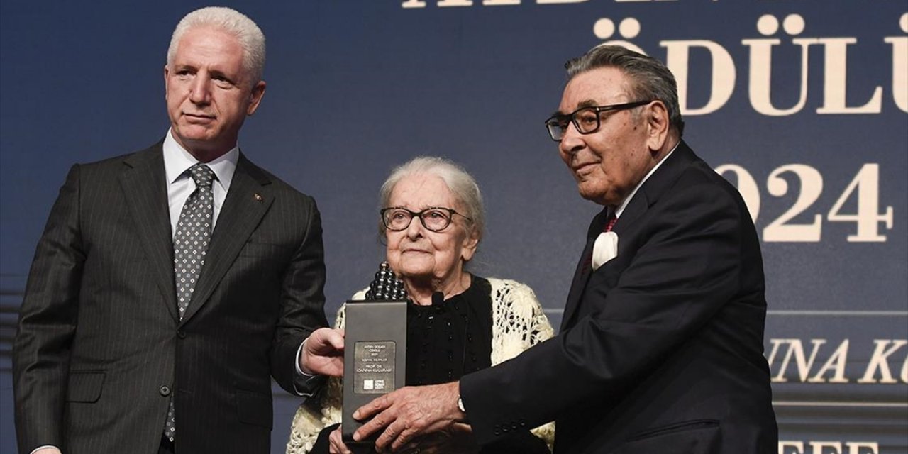 28. Aydın Doğan Ödülü, Prof. Dr. İoanna Kuçuradi'ye Verildi