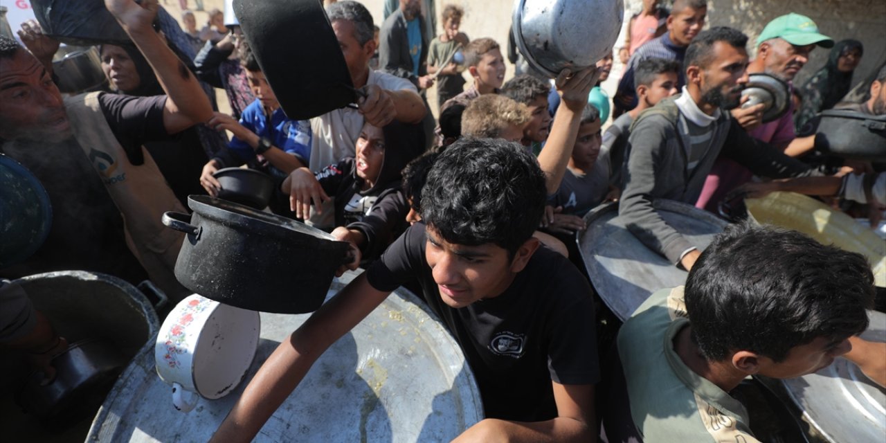 İsrail'deki Aşırılıkçı "Emir 9" Örgütü, Gazze'ye Giden Yardımları Engelleyerek Kıtlığı Derinleştiriyor