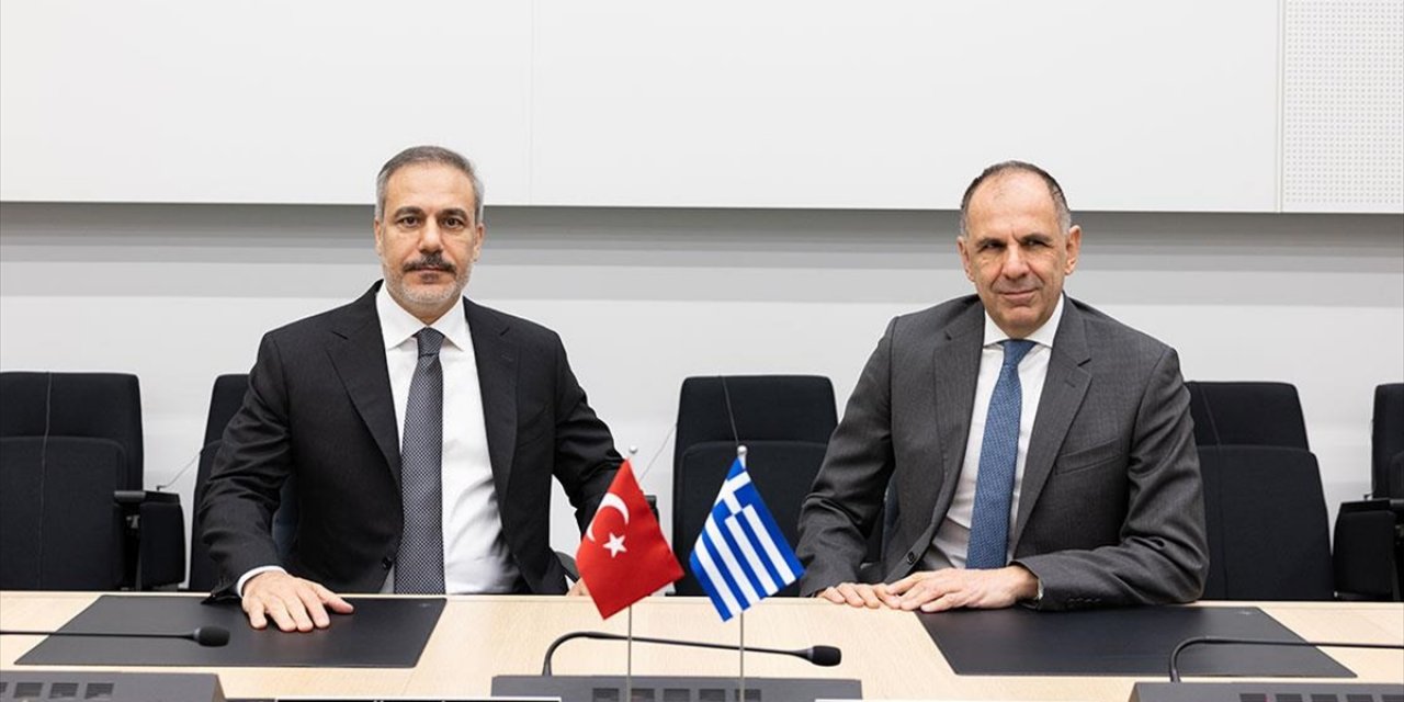 Dışişleri Bakanı Fidan, Yunan Mevkidaşı Yerapetritis İle Brüksel'de Görüştü