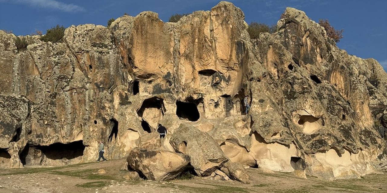 Frigya'da Yıl Boyunca Turizm Hareketliliği Yaşanıyor