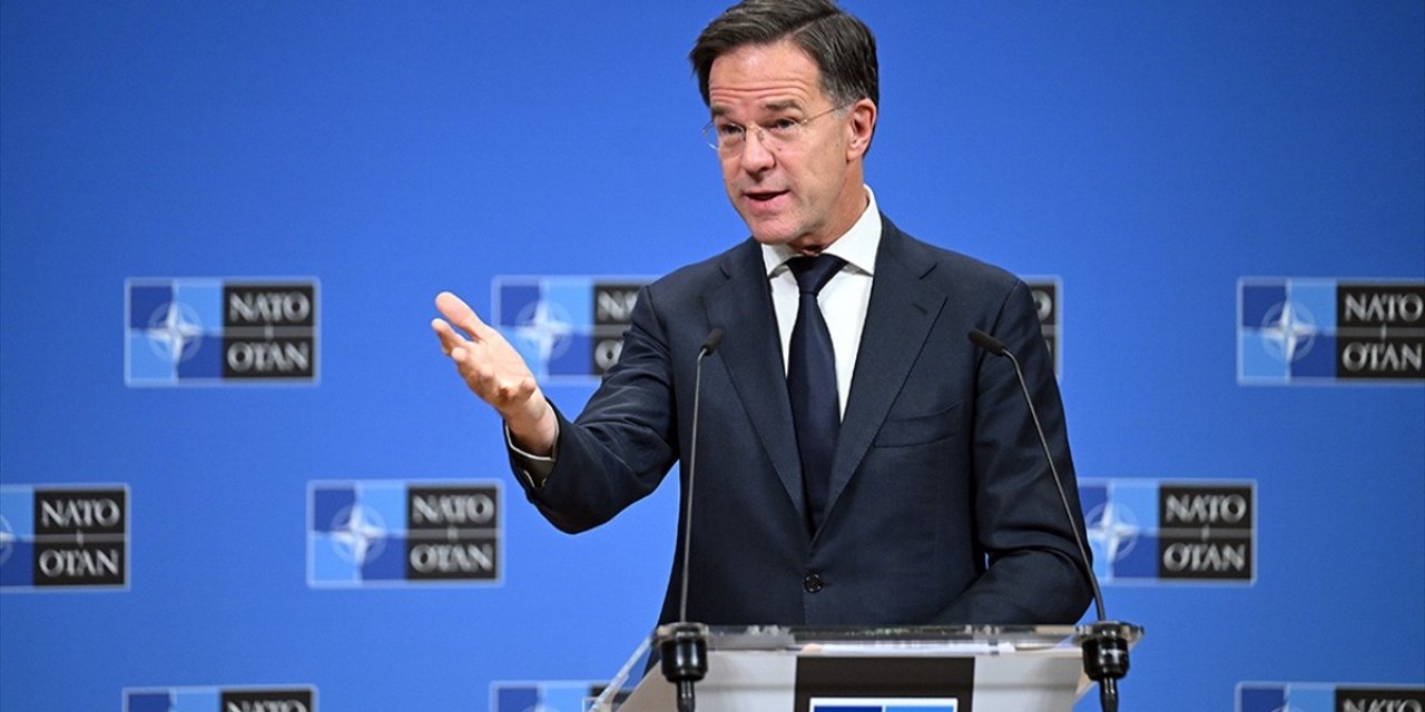 Nato Dışişleri Bakanları, Rusya ve Çin'den Kaynaklanan Hibrit Tehditleri Görüşüyor