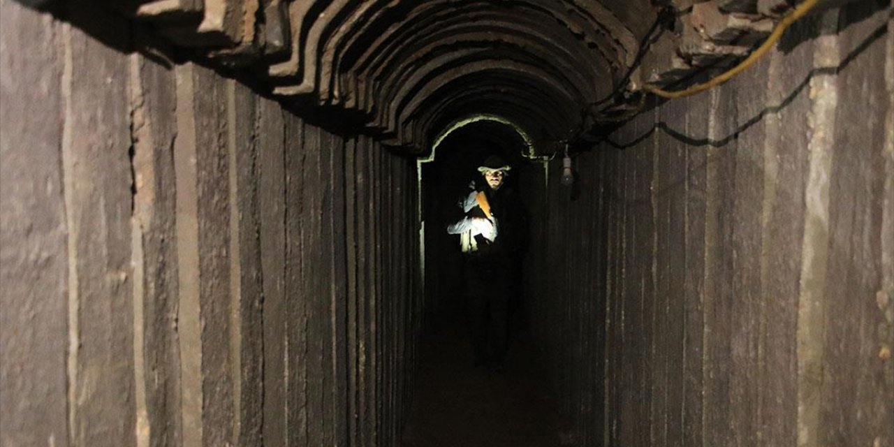 AA, Tel Rıfat'ta Cerrahi Hastanesi'nin Altında Terör Örgütü Pkk/ypg'nin Kazdığı Tünel Ağını Görüntüledi