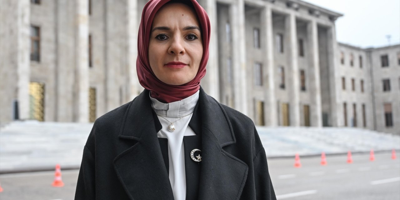 Aile ve Sosyal Hizmetler Bakanı Göktaş'tan Çocukların Sosyal Medya Kullanımına Yönelik "16 Yaş" Vurgusu